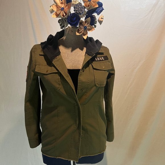 Peace Jacket - Picture 6 of 6